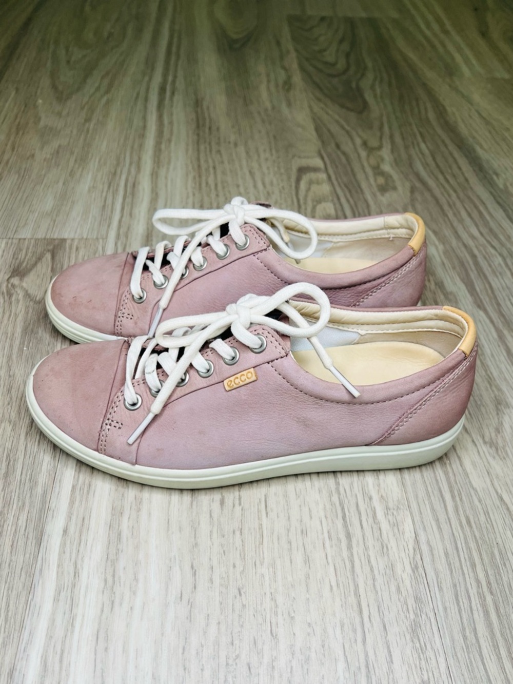Ecco Sneakers WMS SZ EU 37 US 6-6.5 Gray Soft 7 Leather Low Comfort Walking Shoe